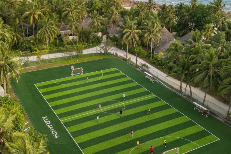 Kuramathi Maldives to Host Family Escape with Football Legends