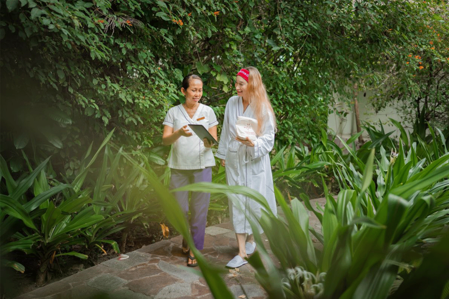 Read more about the article Mercure Maldives Kooddoo Becomes First Resort in the Maldives to Launch Doctor G Skincare